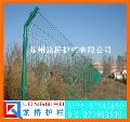 在線詢盤浸塑雙邊絲護(hù)欄網(wǎng) 蘇州龍橋交通設(shè)施的專業(yè)護(hù)欄網(wǎng)解決方案
